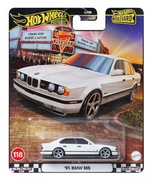 BMW M5 E34 Collector's Edition by Hot Wheels - image 2