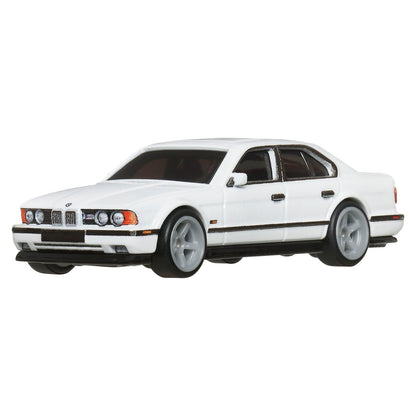 BMW M5 E34 Collector's Edition by Hot Wheels - image 4