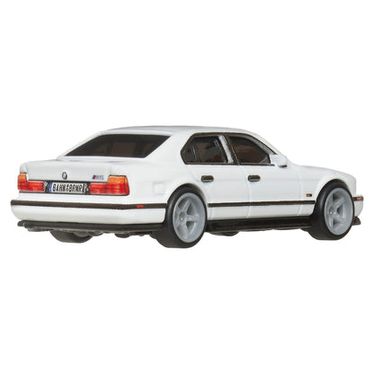 BMW M5 E34 Collector's Edition by Hot Wheels - image 7