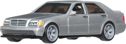 Hot Wheels Cars, Premium Fast & Furious 1:64 Scale Die-Cast Car for Collectors Inspired by Fast & Furious Movie Franchise - image 6