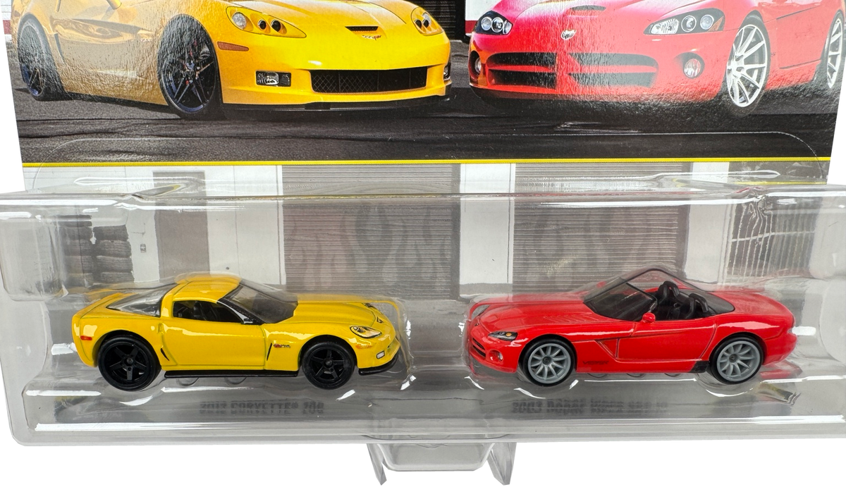 Hot Wheels Premium Car Culture 2-Pack 2003 Dodge Viper SRT-10 & 2012 Corvette Z06, JHW54