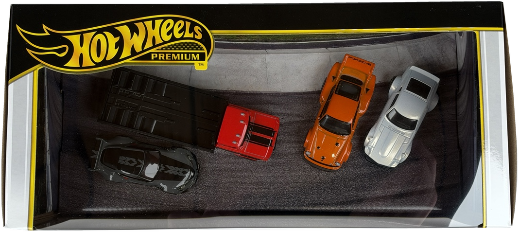 Hot Wheels Premium Diorama 'Track Day' 2025 GMH39-957A